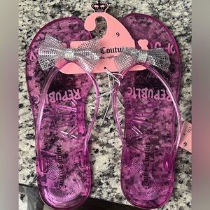 Juicy Couture SPAIN flips flips with rhinestone bow